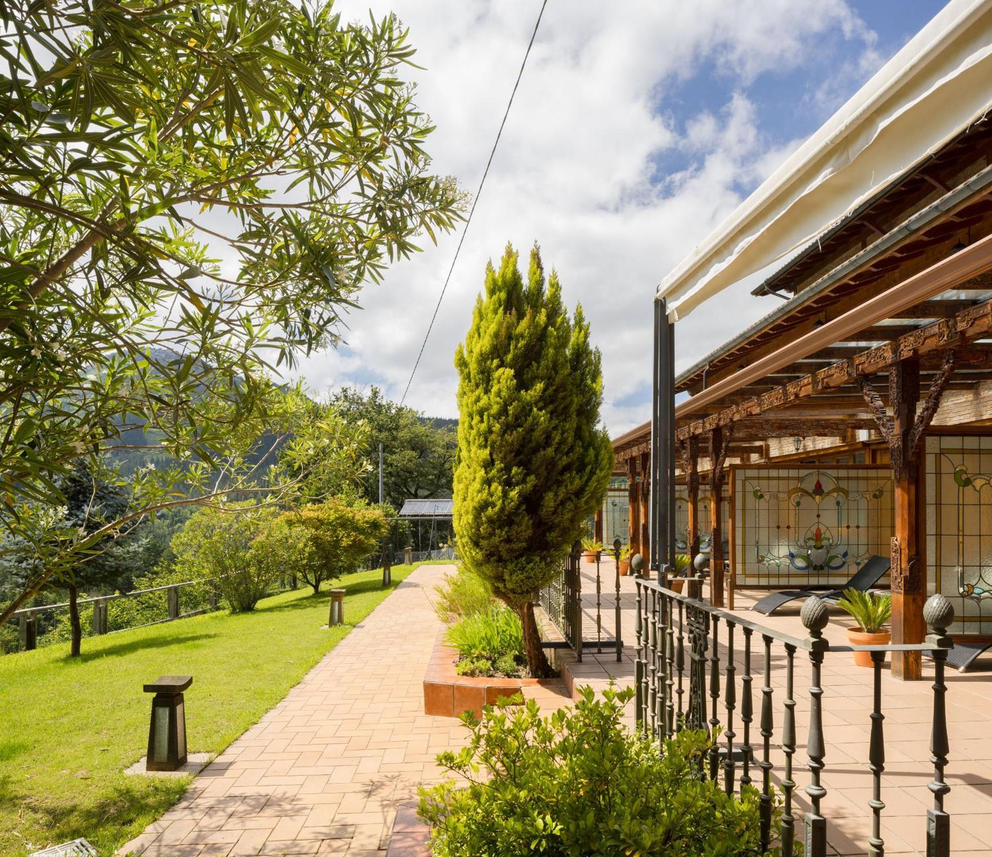 Hotel & Spa Etxegana Zeanuri Exterior photo